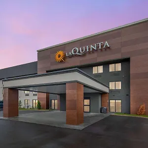 Hotel La Quinta By Wyndham Airport